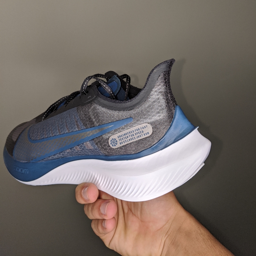 NIKE RUNNER 2020 - Picture 3 of 3
